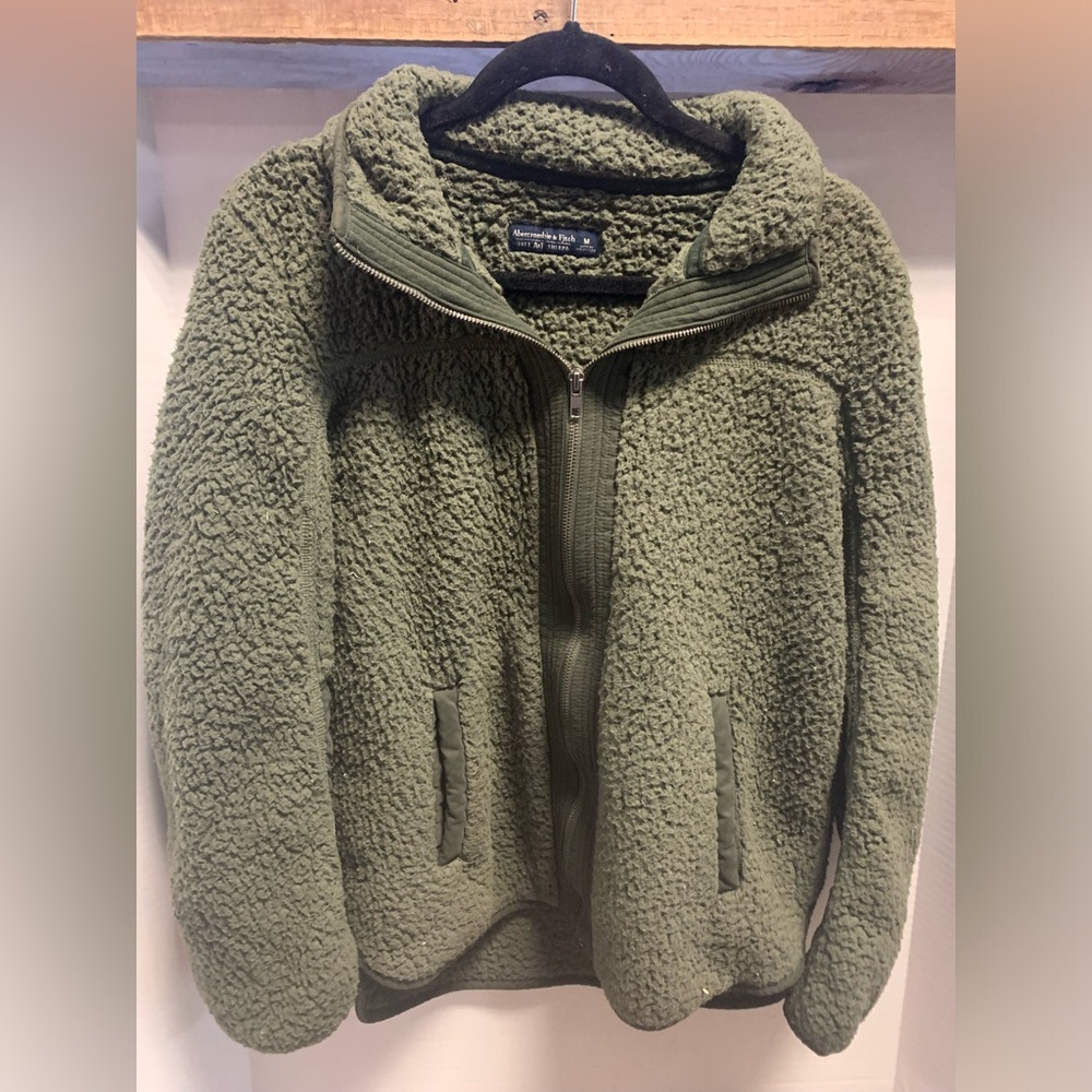 Abercrombie & Fitch shepra women’s zip up jacket size M